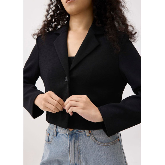 Alya Boxy Crop Blazer