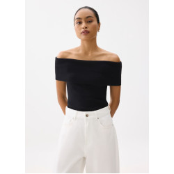 Fitted Off Shoulder Knit Top