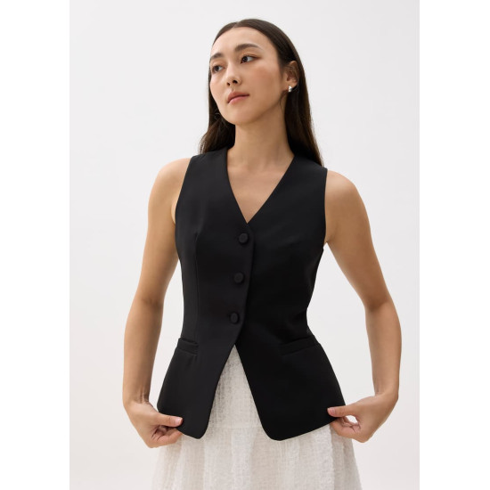 Fitted V-neck Vest