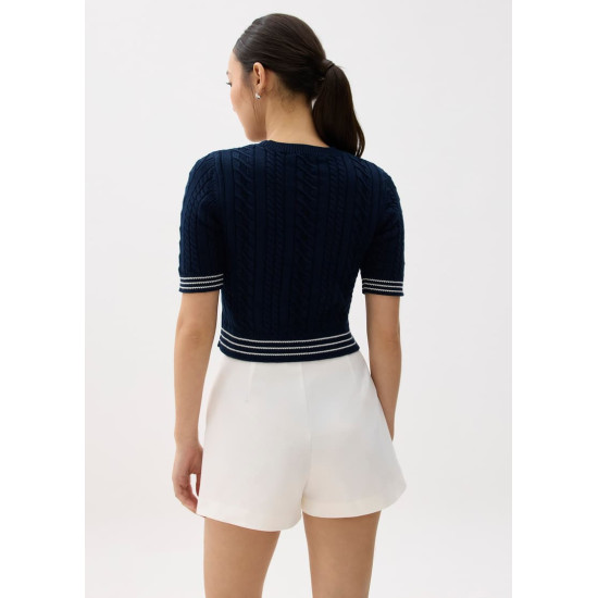 Round Neck Fitted Crop Knit Top