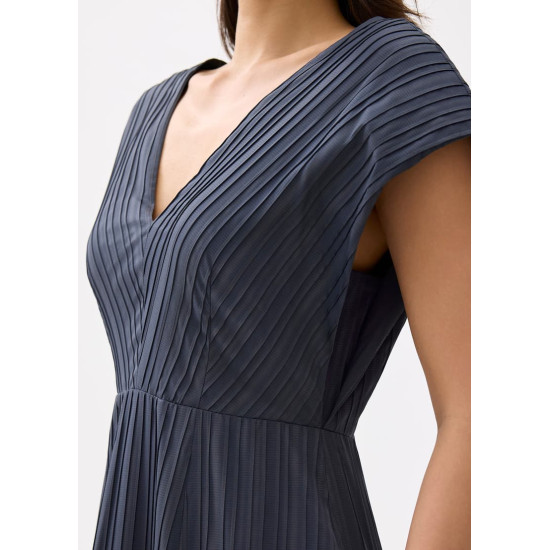 Striped V-neck Column Midaxi Dress