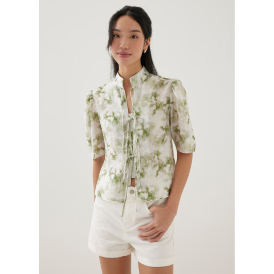 Jian Mandarin Collar Puff Sleeve Blouse in Heirloom Botanicals