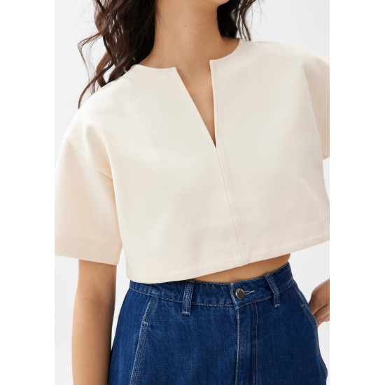 Boxy Notch Collar Crop Tee