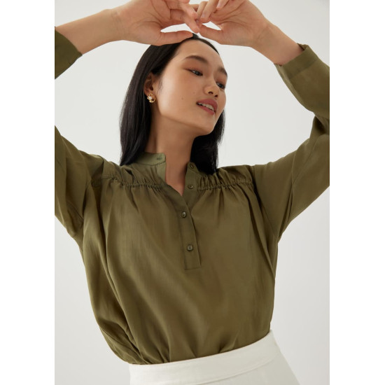 Meryn Mandarin Collar Blouse