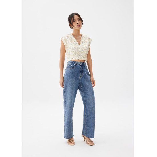 Floral Broderie V-neck Crop Top