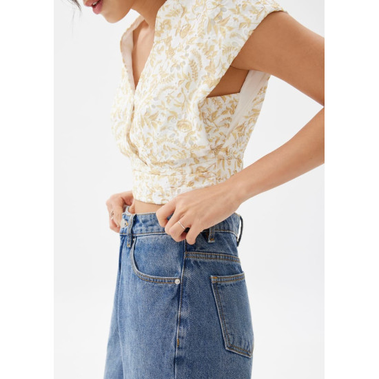 Floral Broderie V-neck Crop Top