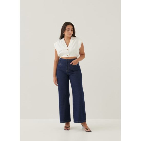 Larsie Tailored Linen Cropped Shirt