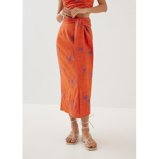 Naomi Embroidered Pencil Skirt in Rekindled Blooms