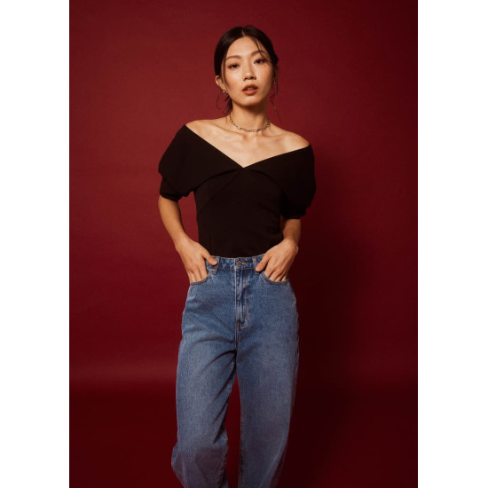 Hannie Fitted Off Shoulder Blouse