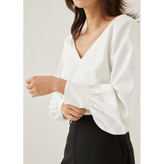 Jorea V-neck Puff Sleeve Blouse