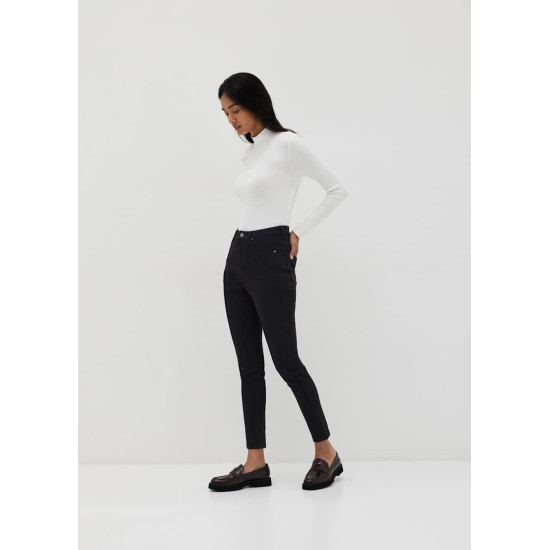 Nadelyn Skinny Stretch Jeans